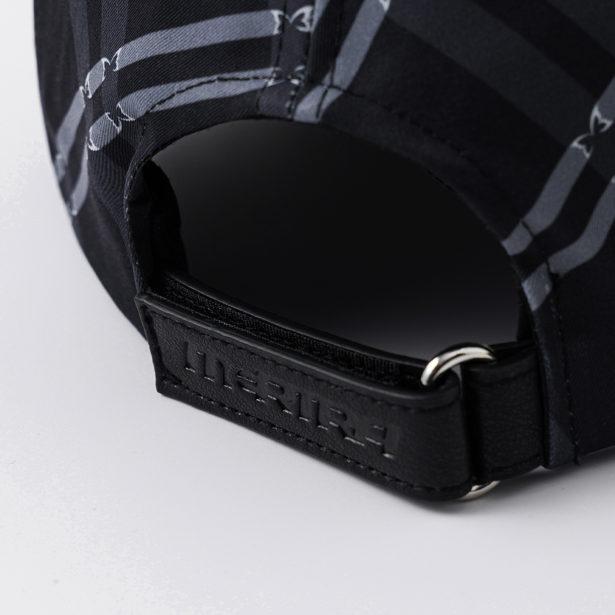 Merva Check Cap (Black)
